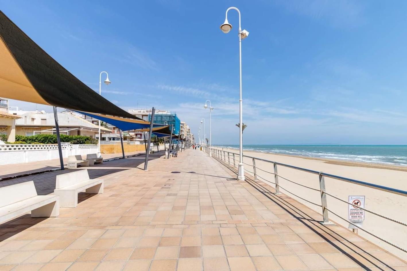 Excelente apartamento vacacional en Guardamar a unos pasos de la playa, calle Paraguay Guardamar del Segura Exterior foto