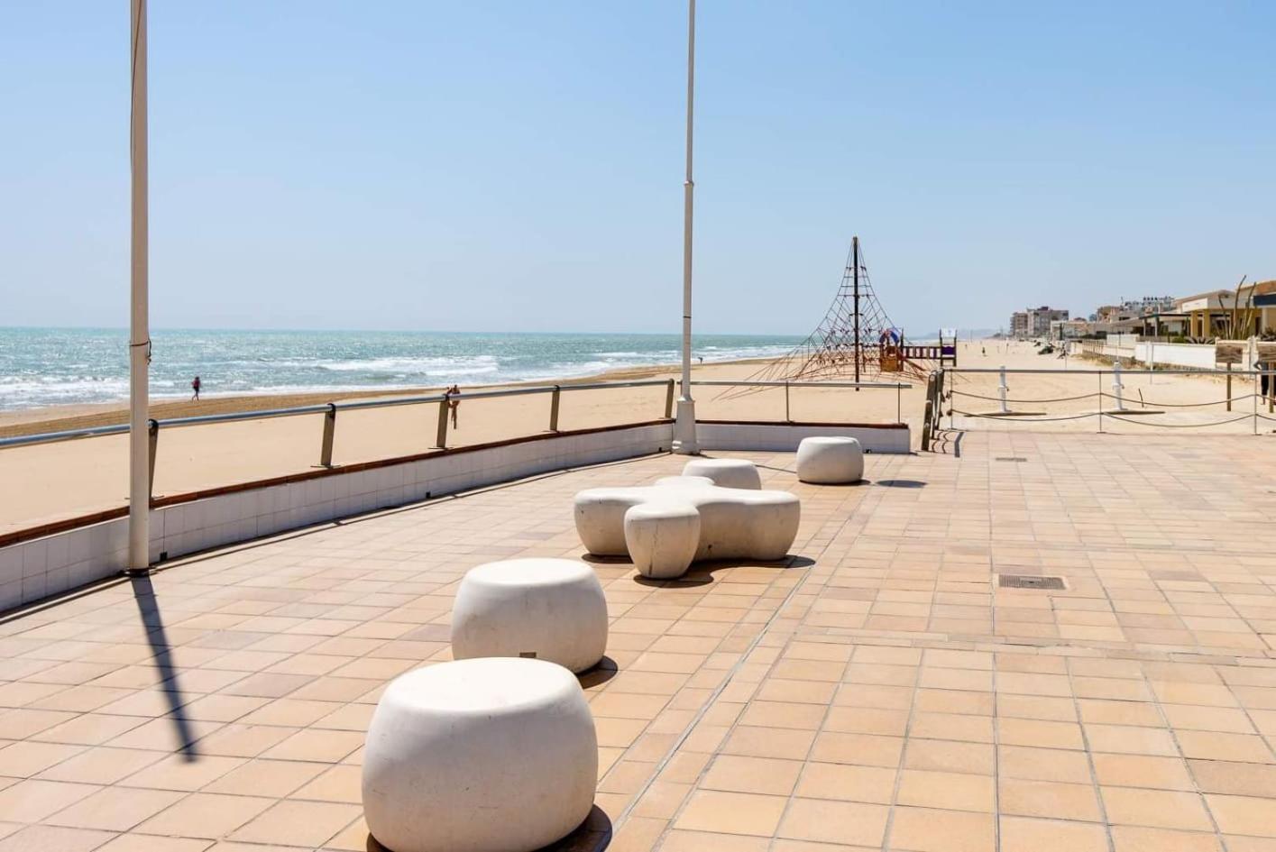 Excelente apartamento vacacional en Guardamar a unos pasos de la playa, calle Paraguay Guardamar del Segura Exterior foto